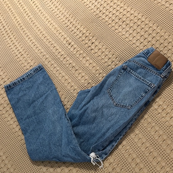 Aeropostale Ripped Blue 90’s Baggy Jeans Approx. 29" inseam - Picture 5 of 6